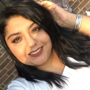 Meet your Posher, Paulina